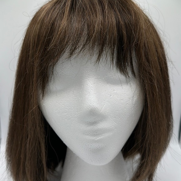 Envy 100% Kanekalon brown bob styled wig - Picture 1 of 8